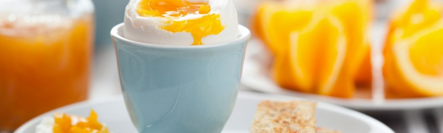 Варёное куриное яйцо – главный продукт яичной диеты для похудения